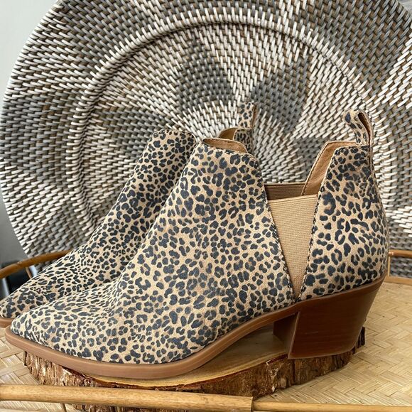 Dolce Vita Samy Leopard Ankle Bootie Size 9 NWOT Animal Print - Picture 8 of 10